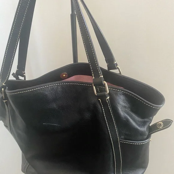 Dooney & Bourke - Picture 2 of 9